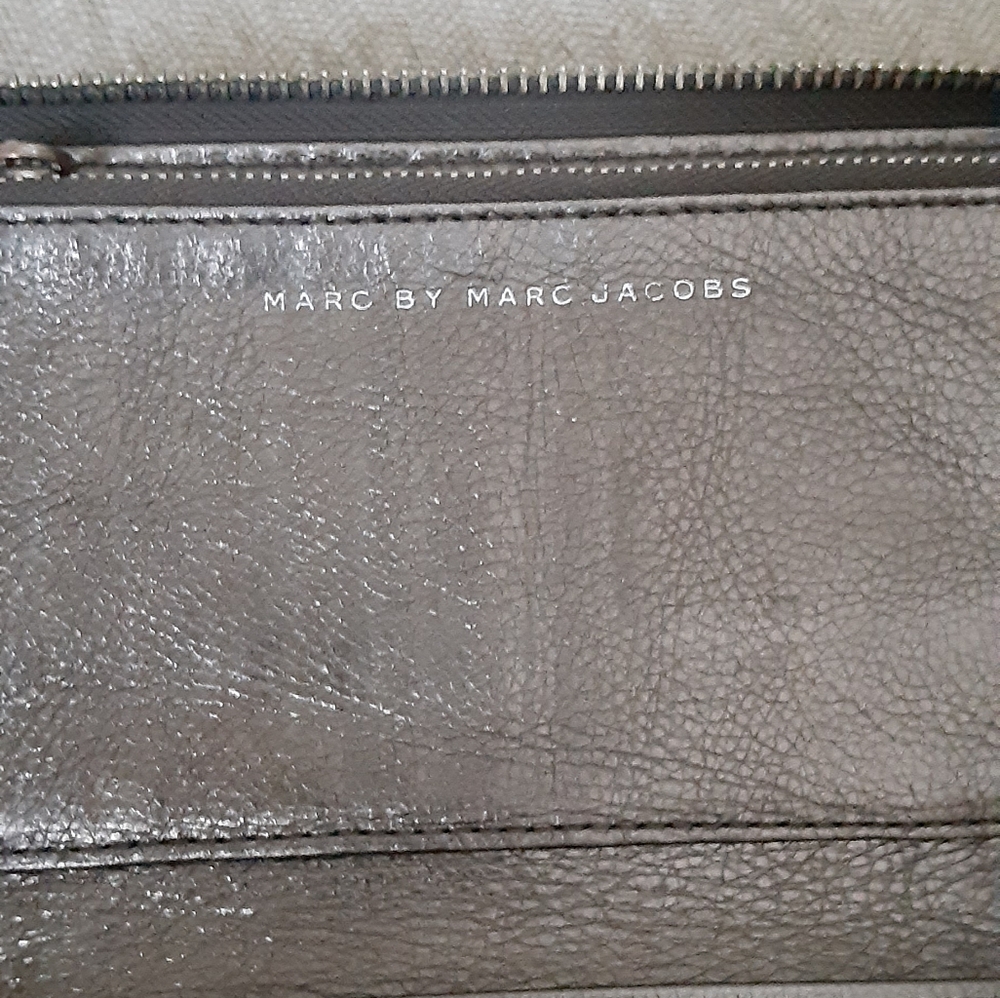 Marc by Marc Jacobs leather zip wallet - Picture 7 of 9